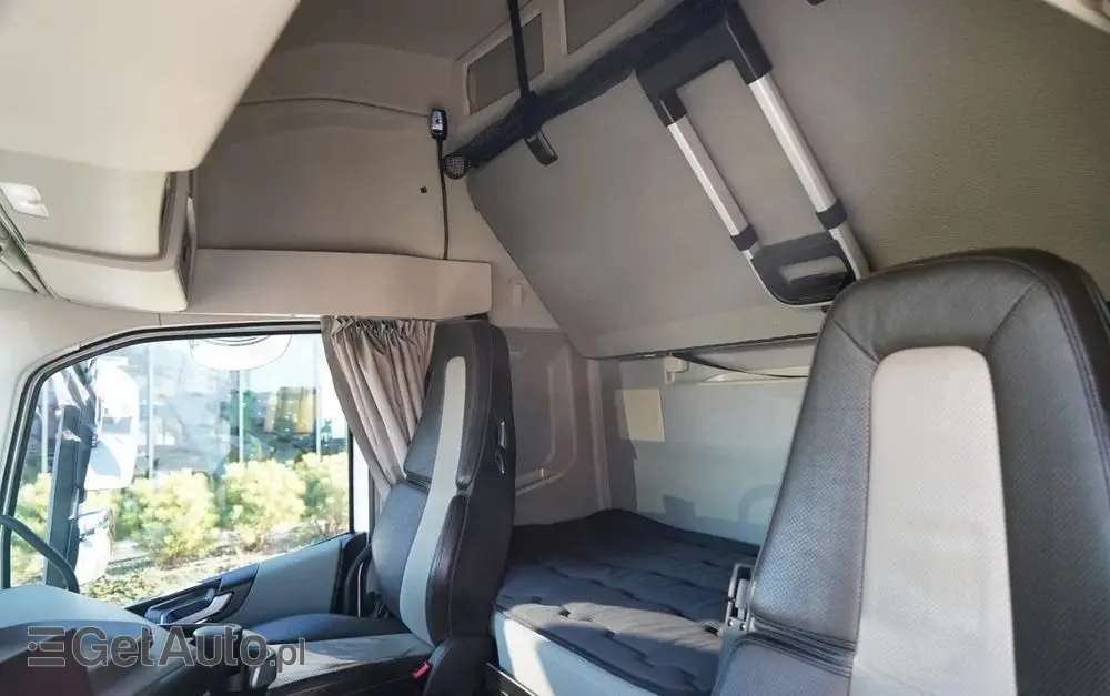 VOLVO FH 500 / KLIMATYZACJA POSTOJOWA / I-SHIFT / ALUFELGI / EURO 6 