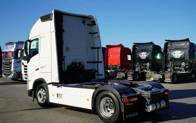 VOLVO FH 500 / KLIMATYZACJA POSTOJOWA / I-SHIFT / ALUFELGI / EURO 6 