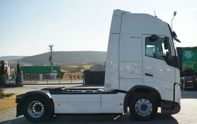 VOLVO FH 500 / KLIMATYZACJA POSTOJOWA / I-SHIFT / ALUFELGI / EURO 6 