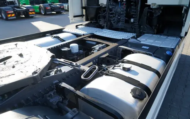 VOLVO FH 500 / KLIMATYZACJA POSTOJOWA / I-SHIFT / ALUFELGI / EURO 6 