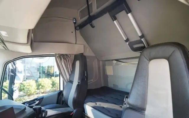 VOLVO FH 500 / KLIMATYZACJA POSTOJOWA / I-SHIFT / ALUFELGI / EURO 6 