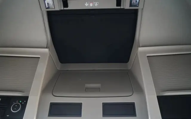 VOLVO FH 500 / KLIMATYZACJA POSTOJOWA / I-SHIFT / ALUFELGI / EURO 6 