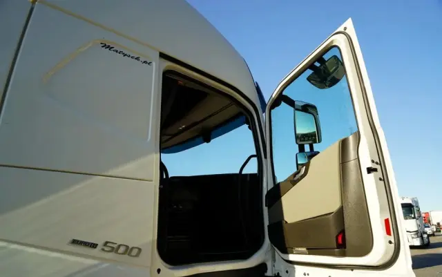 VOLVO FH 500 / KLIMATYZACJA POSTOJOWA / I-SHIFT / ALUFELGI / EURO 6 