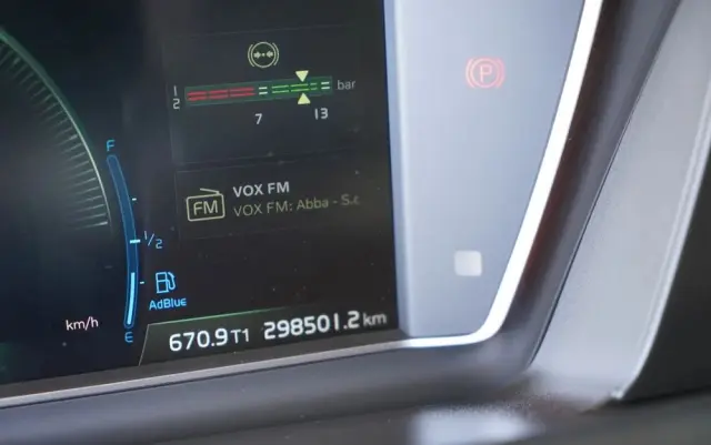 VOLVO FH 500 / KLIMATYZACJA POSTOJOWA / I-SHIFT / ALUFELGI / EURO 6 