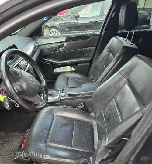 MERCEDES-BENZ Klasa E 