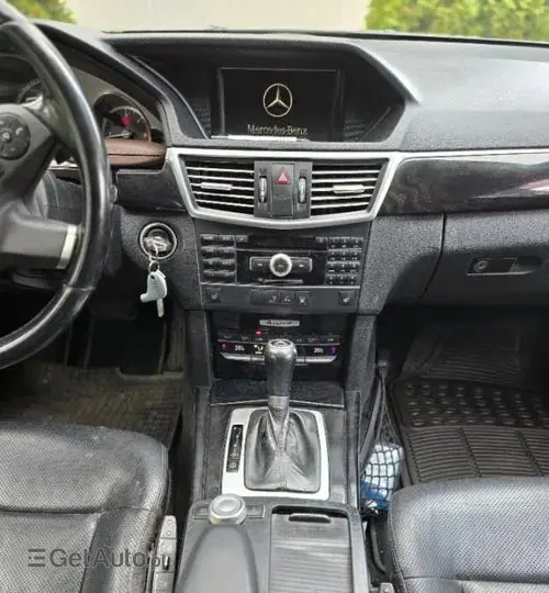 MERCEDES-BENZ Klasa E 