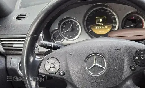 MERCEDES-BENZ Klasa E 