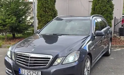 MERCEDES-BENZ Klasa E 