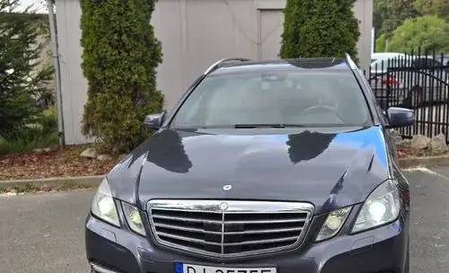 MERCEDES-BENZ Klasa E 