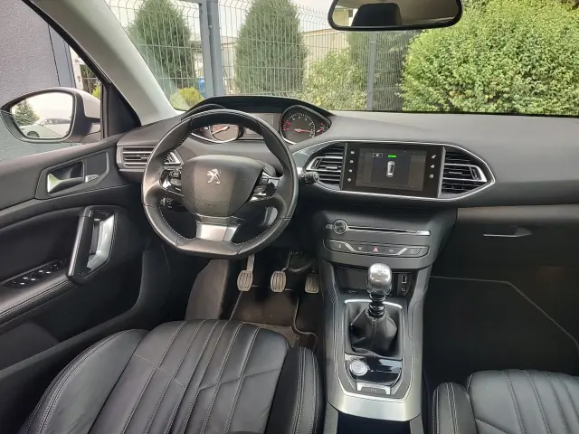 PEUGEOT 308 Allure