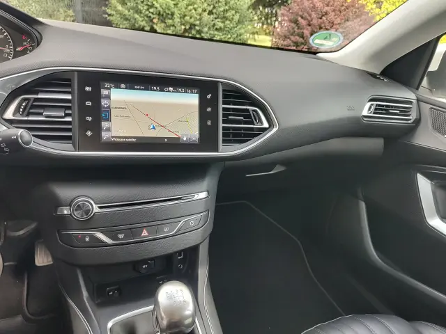 PEUGEOT 308 Allure