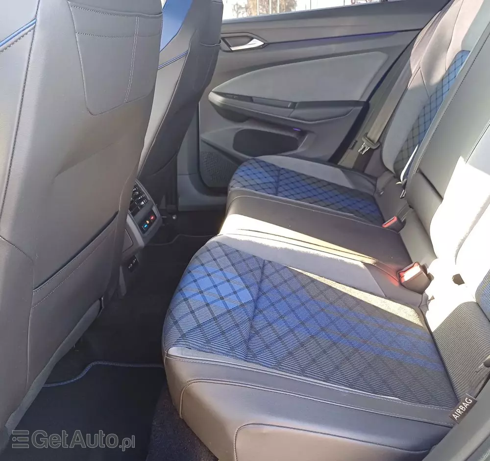 VOLKSWAGEN Golf VIII 2.0 TSI 4Mot R DSG