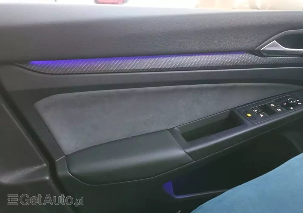 VOLKSWAGEN Golf VIII 2.0 TSI 4Mot R DSG