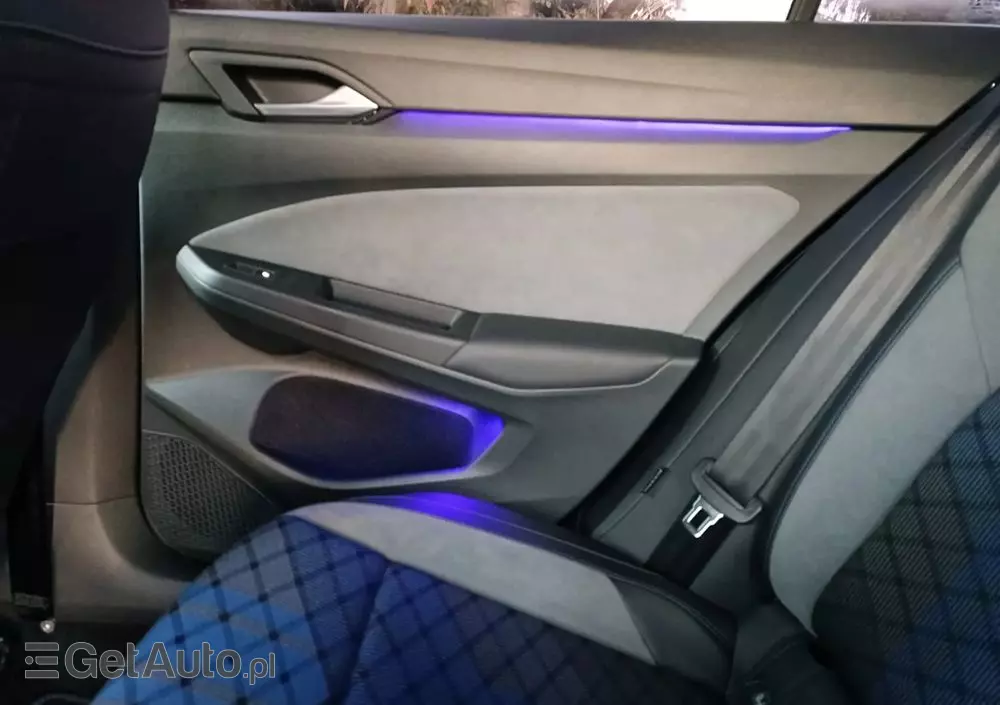 VOLKSWAGEN Golf VIII 2.0 TSI 4Mot R DSG