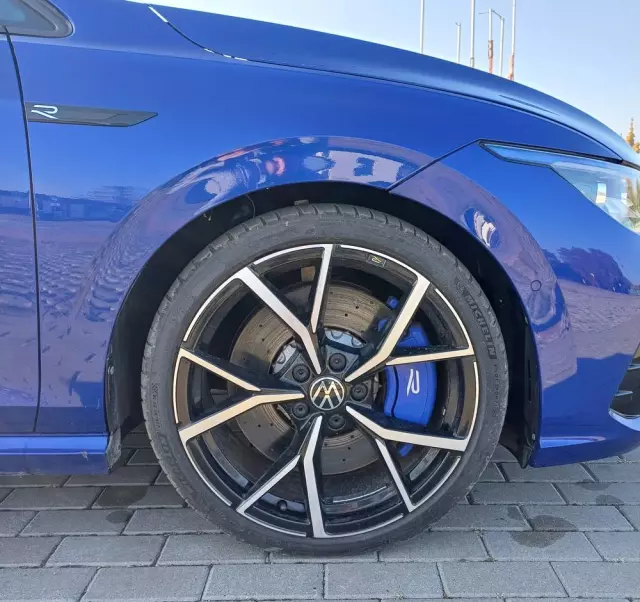 VOLKSWAGEN Golf VIII 2.0 TSI 4Mot R DSG