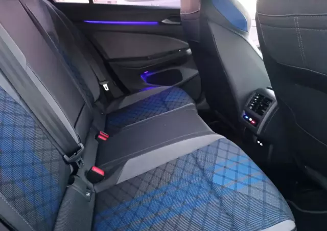 VOLKSWAGEN Golf VIII 2.0 TSI 4Mot R DSG