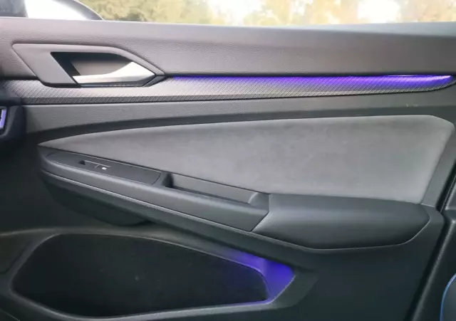 VOLKSWAGEN Golf VIII 2.0 TSI 4Mot R DSG