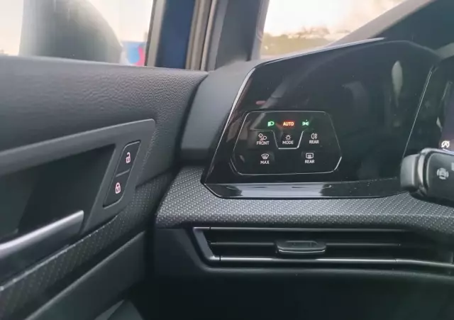 VOLKSWAGEN Golf VIII 2.0 TSI 4Mot R DSG