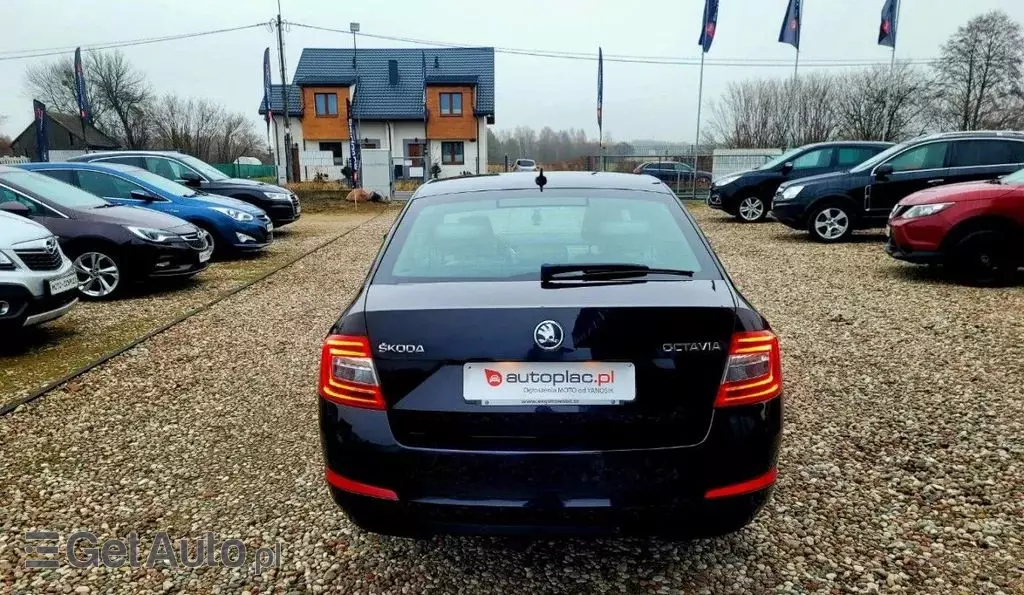 SKODA Octavia 