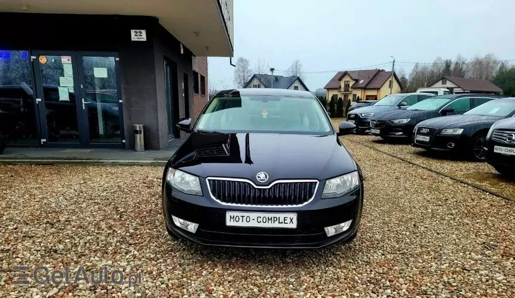 SKODA Octavia 