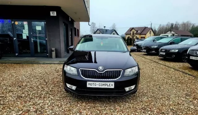 SKODA Octavia 