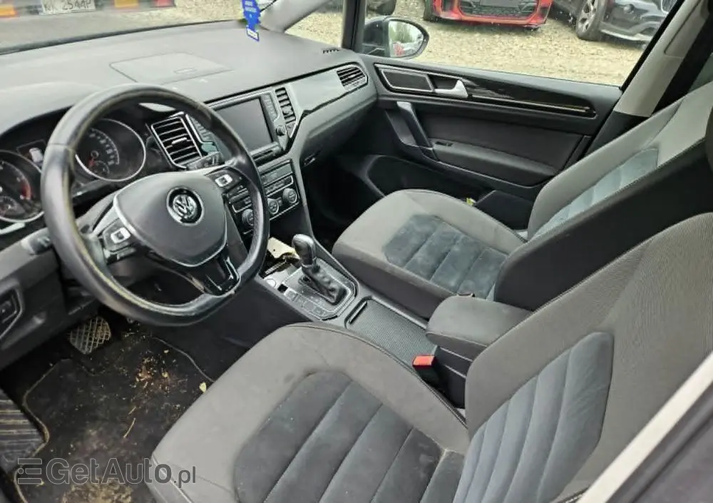 VOLKSWAGEN Golf Sportsvan 2.0 TDI (BlueMotion Technology) DSG Highline