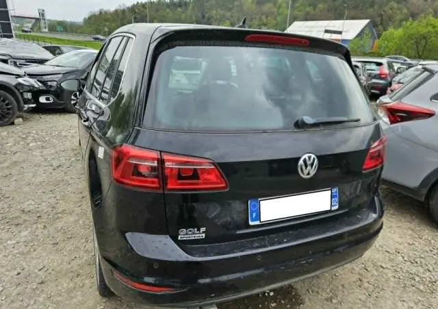 VOLKSWAGEN Golf Sportsvan 2.0 TDI (BlueMotion Technology) DSG Highline