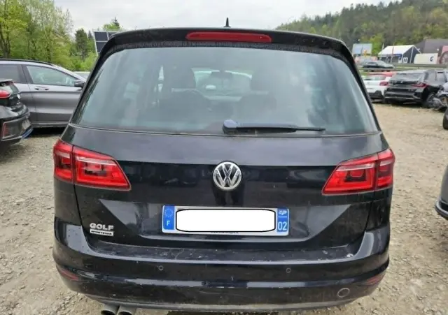 VOLKSWAGEN Golf Sportsvan 2.0 TDI (BlueMotion Technology) DSG Highline