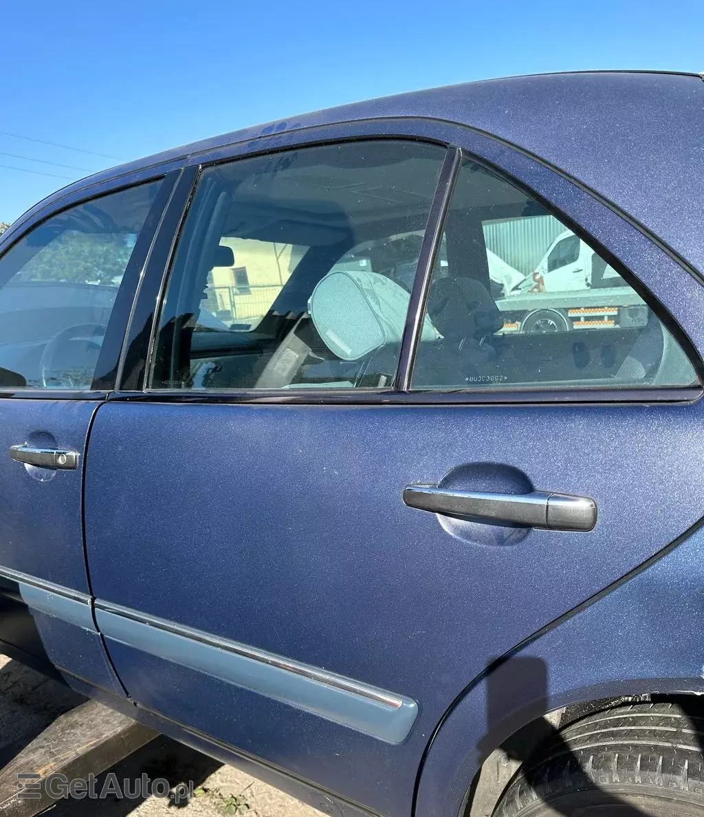 MERCEDES-BENZ Klasa E 