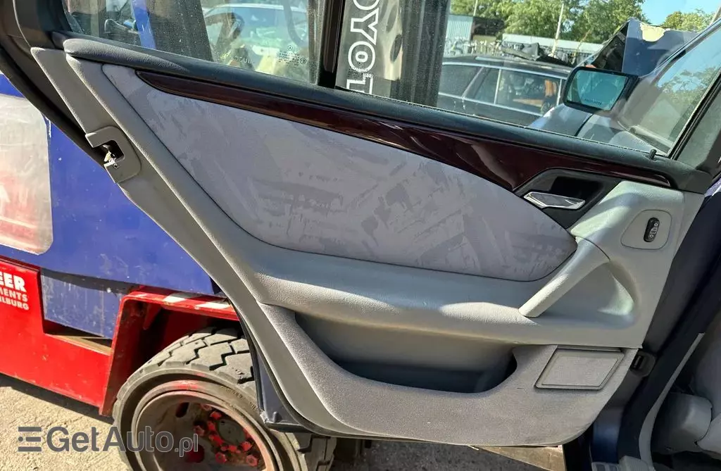 MERCEDES-BENZ Klasa E 