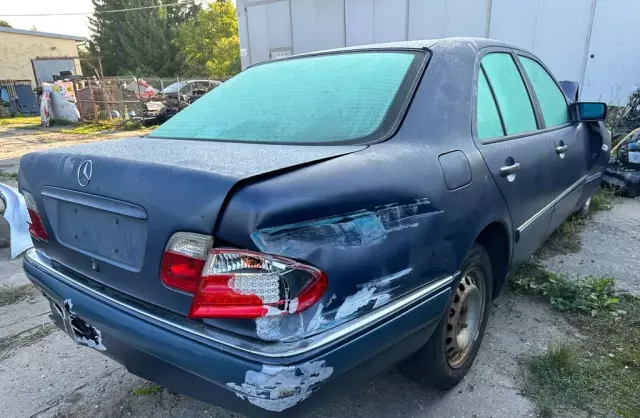 MERCEDES-BENZ Klasa E 