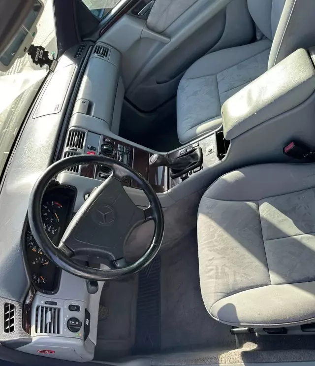 MERCEDES-BENZ Klasa E 