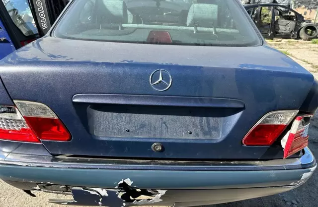 MERCEDES-BENZ Klasa E 