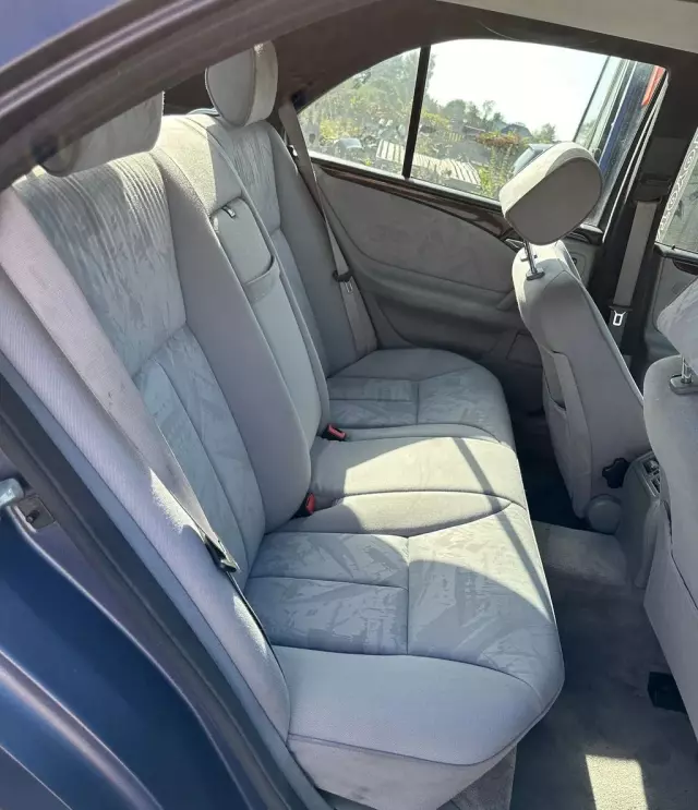 MERCEDES-BENZ Klasa E 