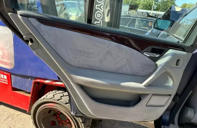 MERCEDES-BENZ Klasa E 