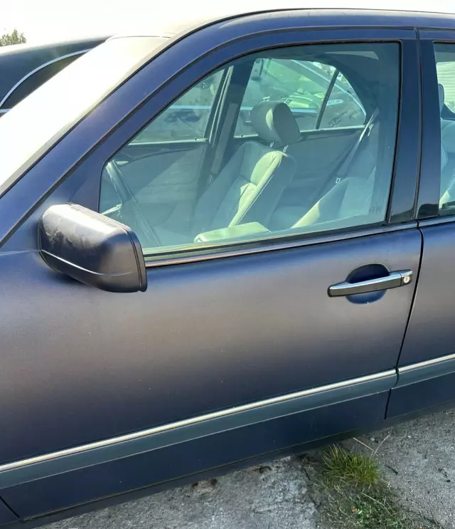 MERCEDES-BENZ Klasa E 