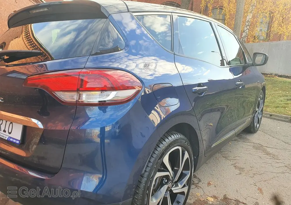 RENAULT Scenic 