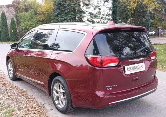 CHRYSLER Pacifica 