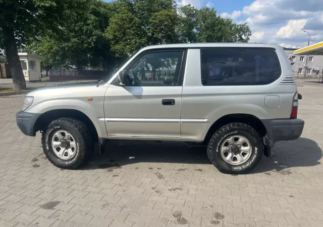 TOYOTA Land Cruiser KJ90 3.0 TD Special