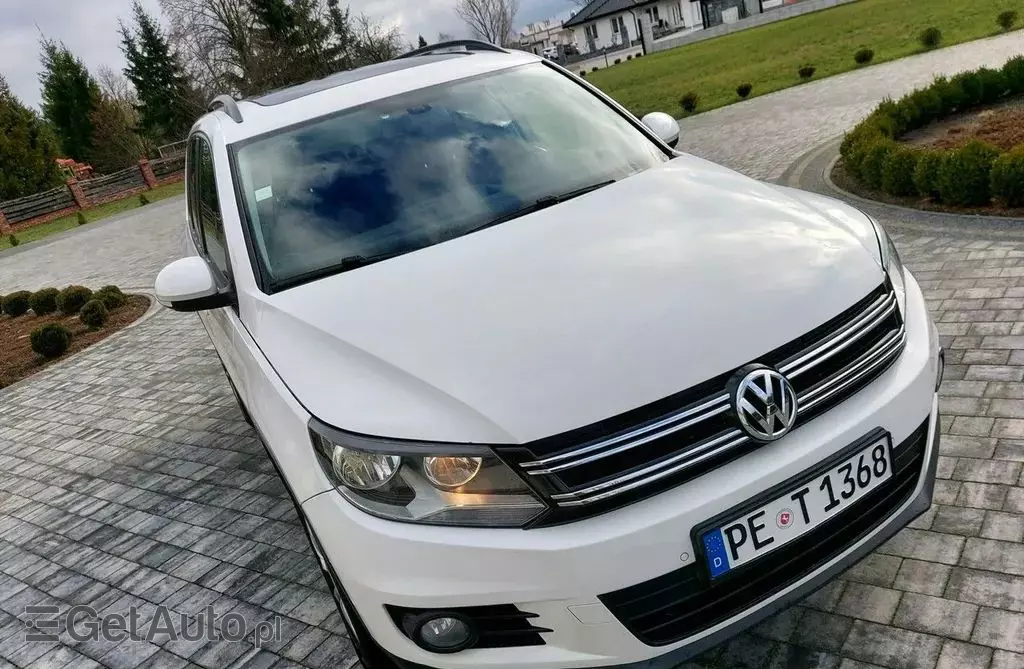 VOLKSWAGEN Tiguan 