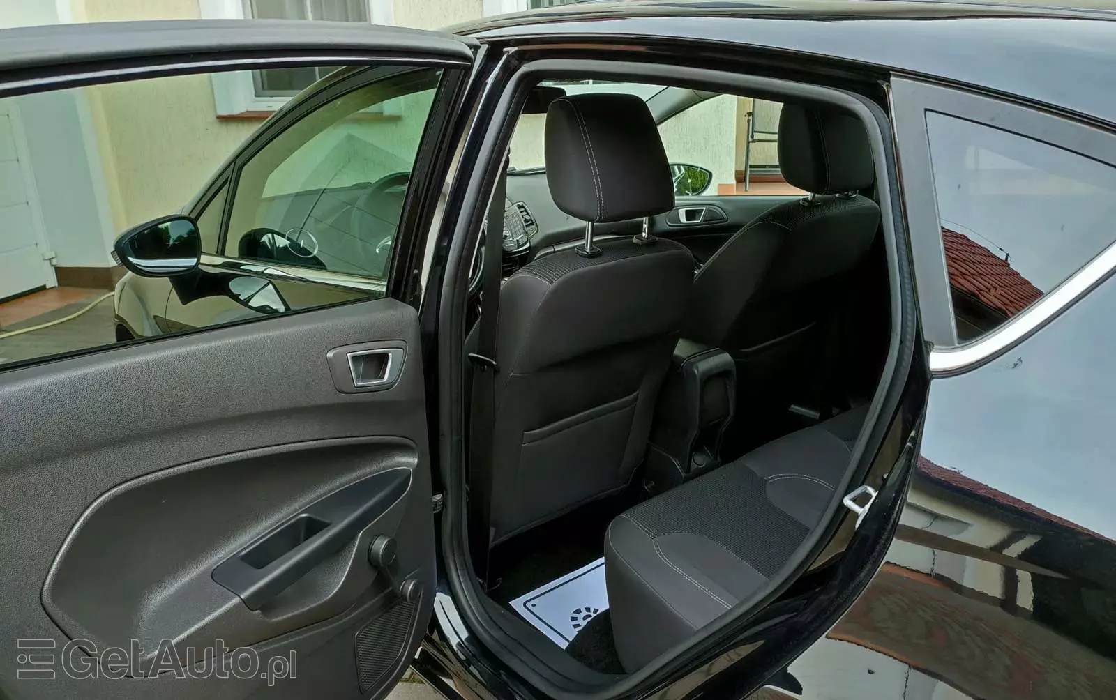 FORD Fiesta 1.0 EcoBoost Titanium