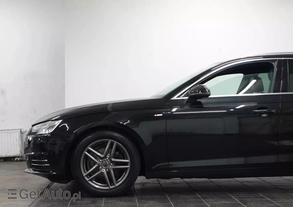 AUDI A4 Avant 2.0 TDI DPF S line Sportpaket