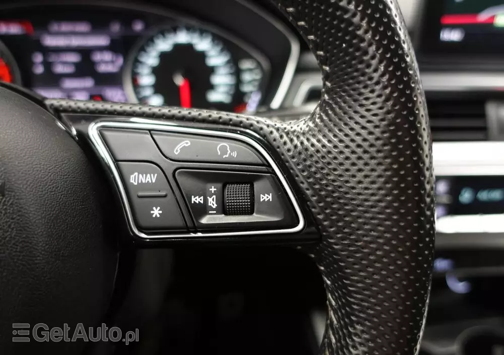 AUDI A4 Avant 2.0 TDI DPF S line Sportpaket