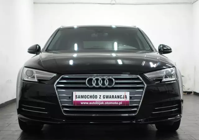 AUDI A4 Avant 2.0 TDI DPF S line Sportpaket