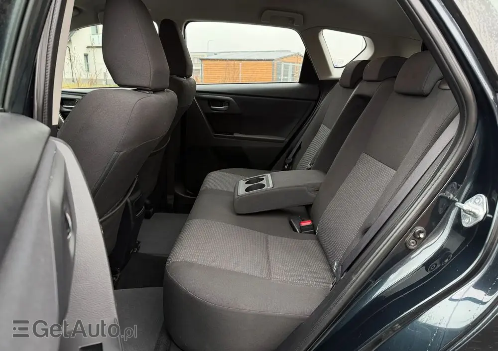 TOYOTA Auris 2.0 D-4D Premium