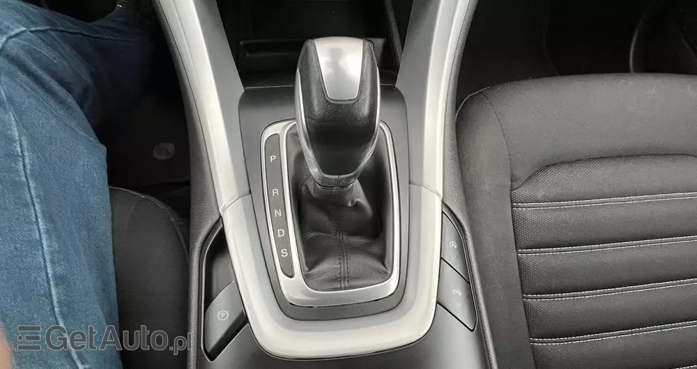 FORD Mondeo 2.0 TDCi Trend PowerShift