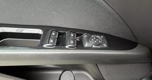 FORD Mondeo 2.0 TDCi Trend PowerShift