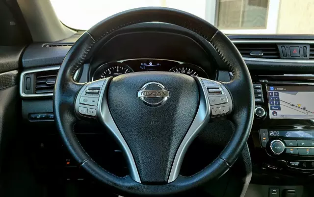 NISSAN X-Trail 1.6 DIG-T Tekna