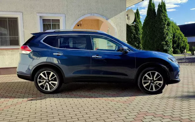 NISSAN X-Trail 1.6 DIG-T Tekna