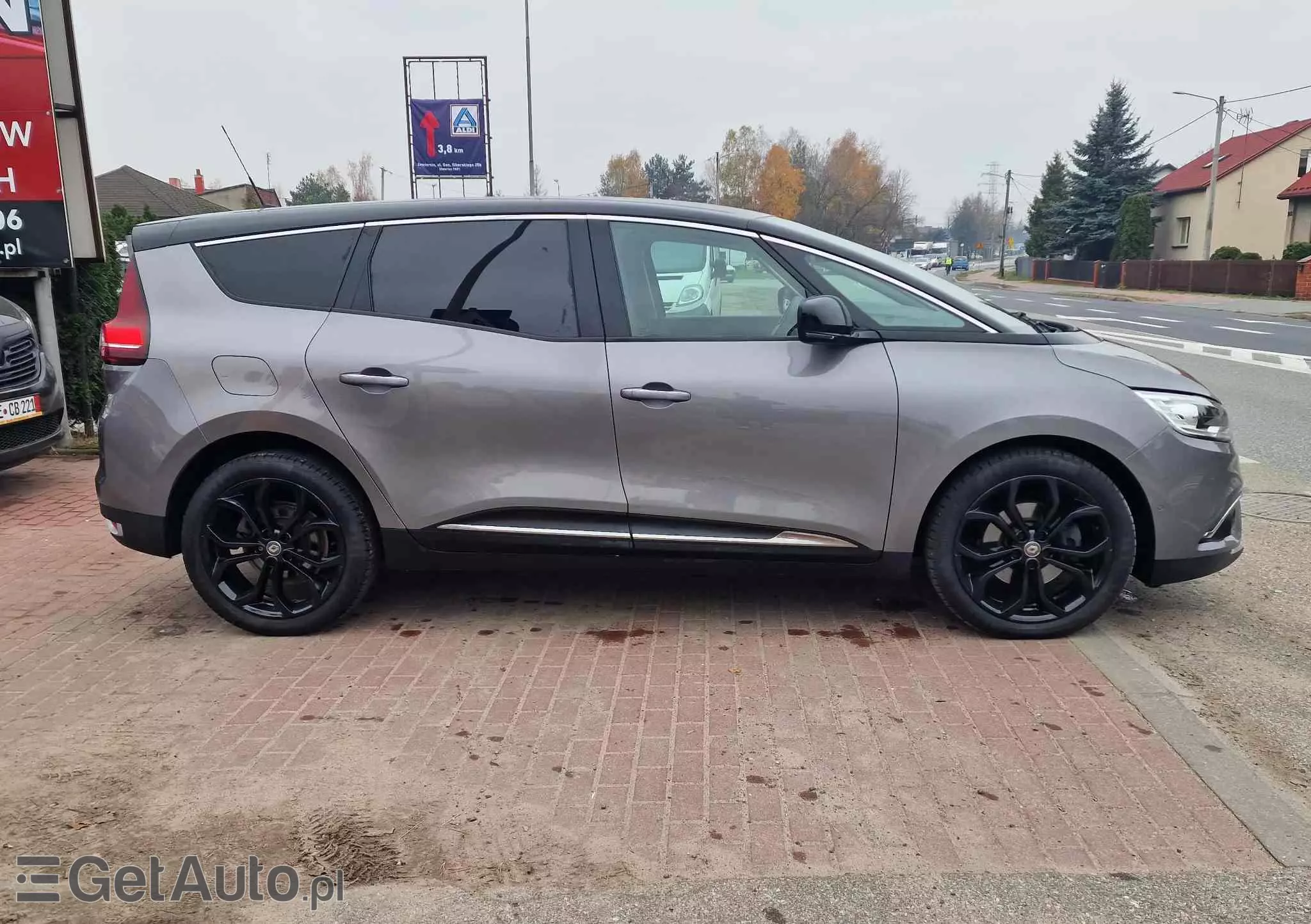 RENAULT Grand Scenic 